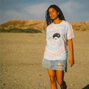 Junk Food Clothing Ying & Yang Graphic Tee (multiple) NWT $50